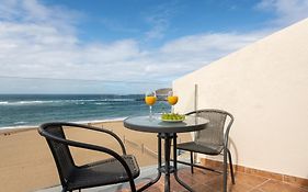 Beachfront Home Las Canteras 4 - Sea Views Terrace